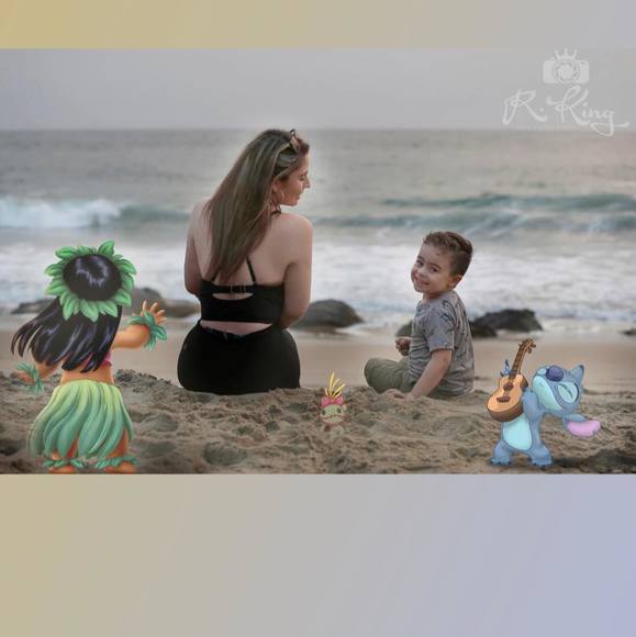 Meet your Posher, Roxy - Picture 1 of 1